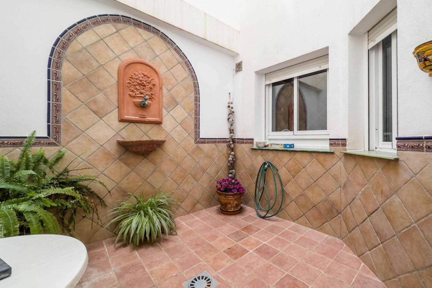 Cyv Centrally Located 1 Bed 1 Bath Near The Beach Fuengirola Εξωτερικό φωτογραφία